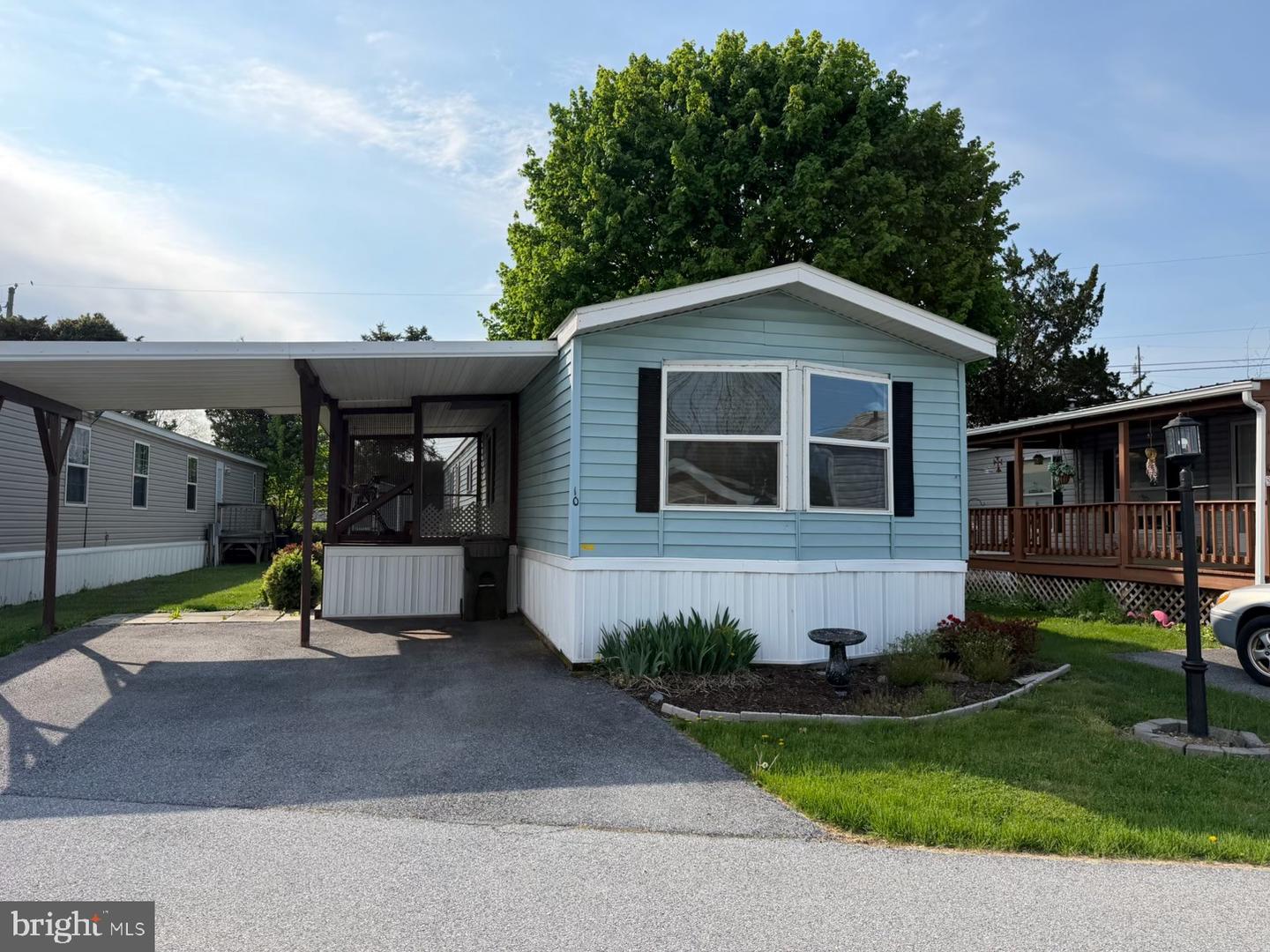 10 S Green Acres Circle, Akron