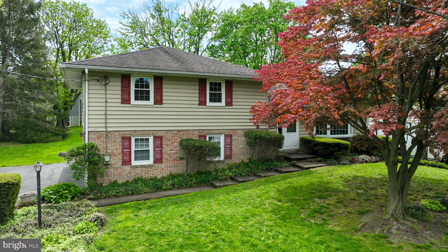 33 Woodland Avenue, Lititz
