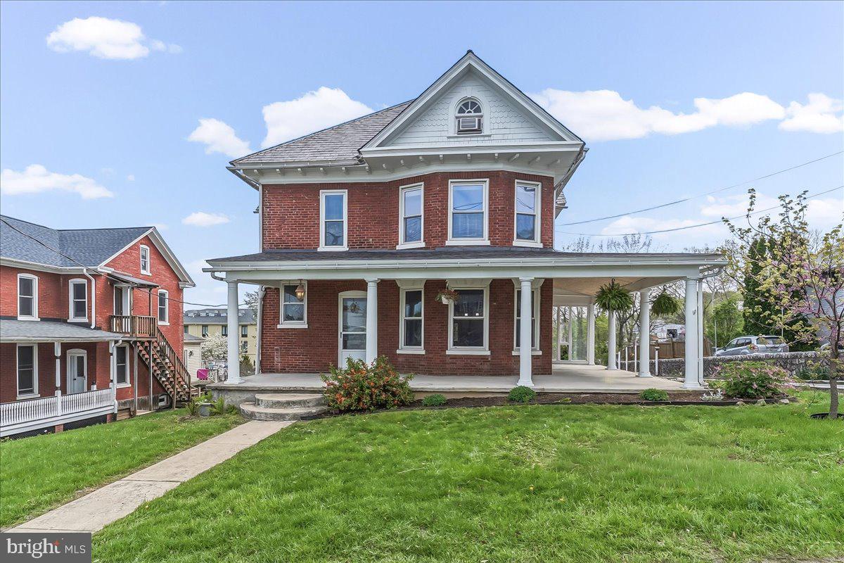 825 Pequea Avenue, Gap