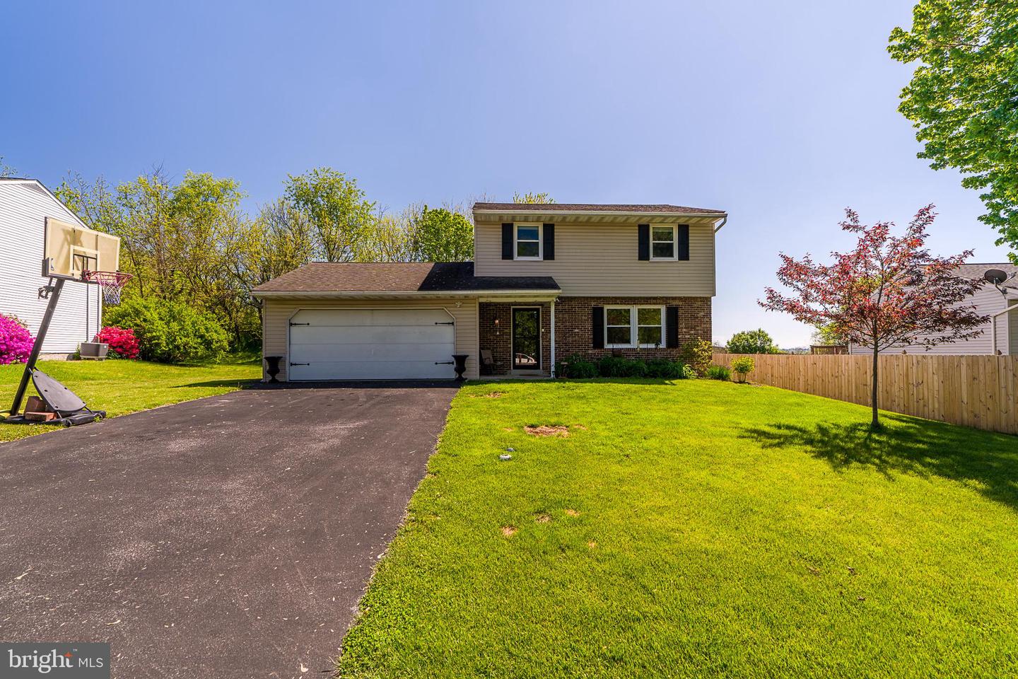 3030 Todd Lane, Lancaster
