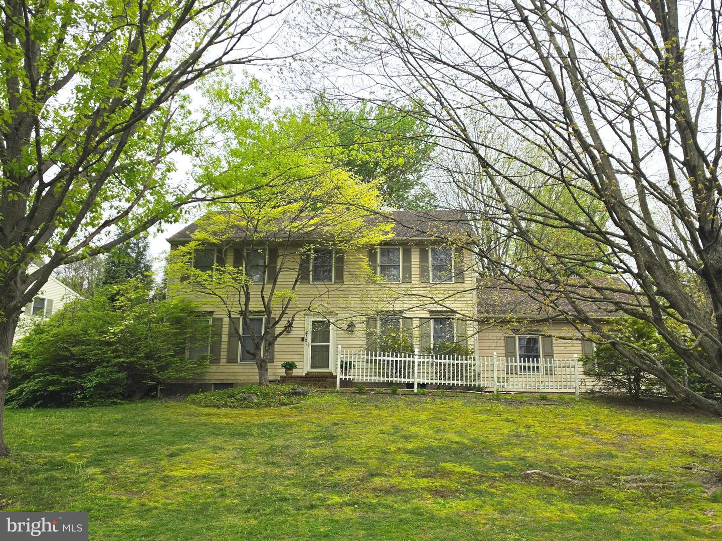 410 Cardinal Court, Lancaster