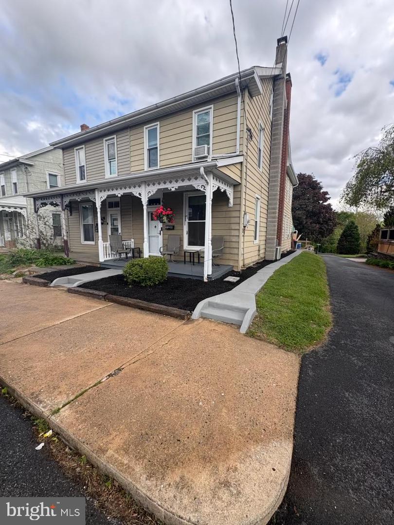 338 E Park Street, Elizabethtown