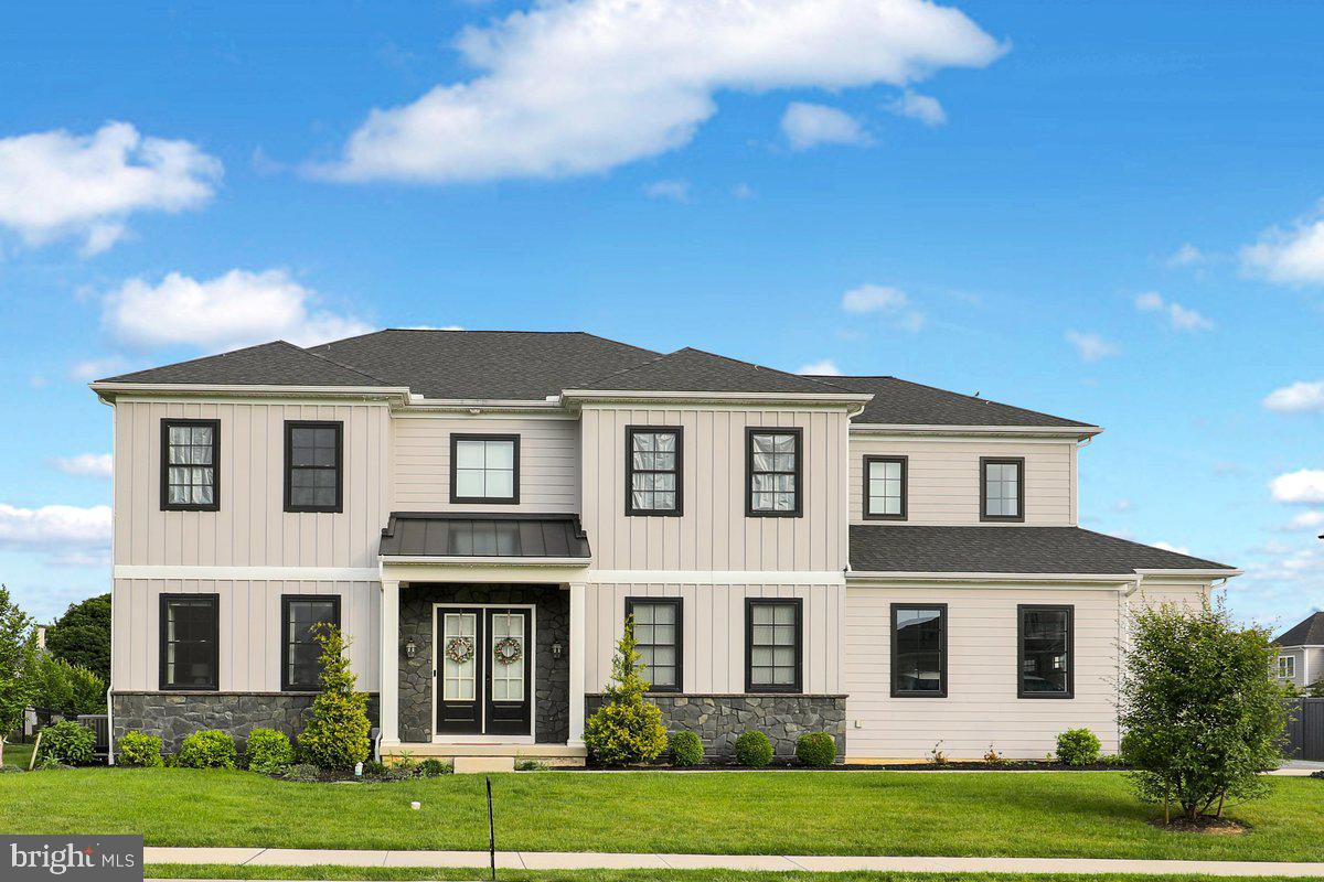 658 Fleetwood Drive, Lititz