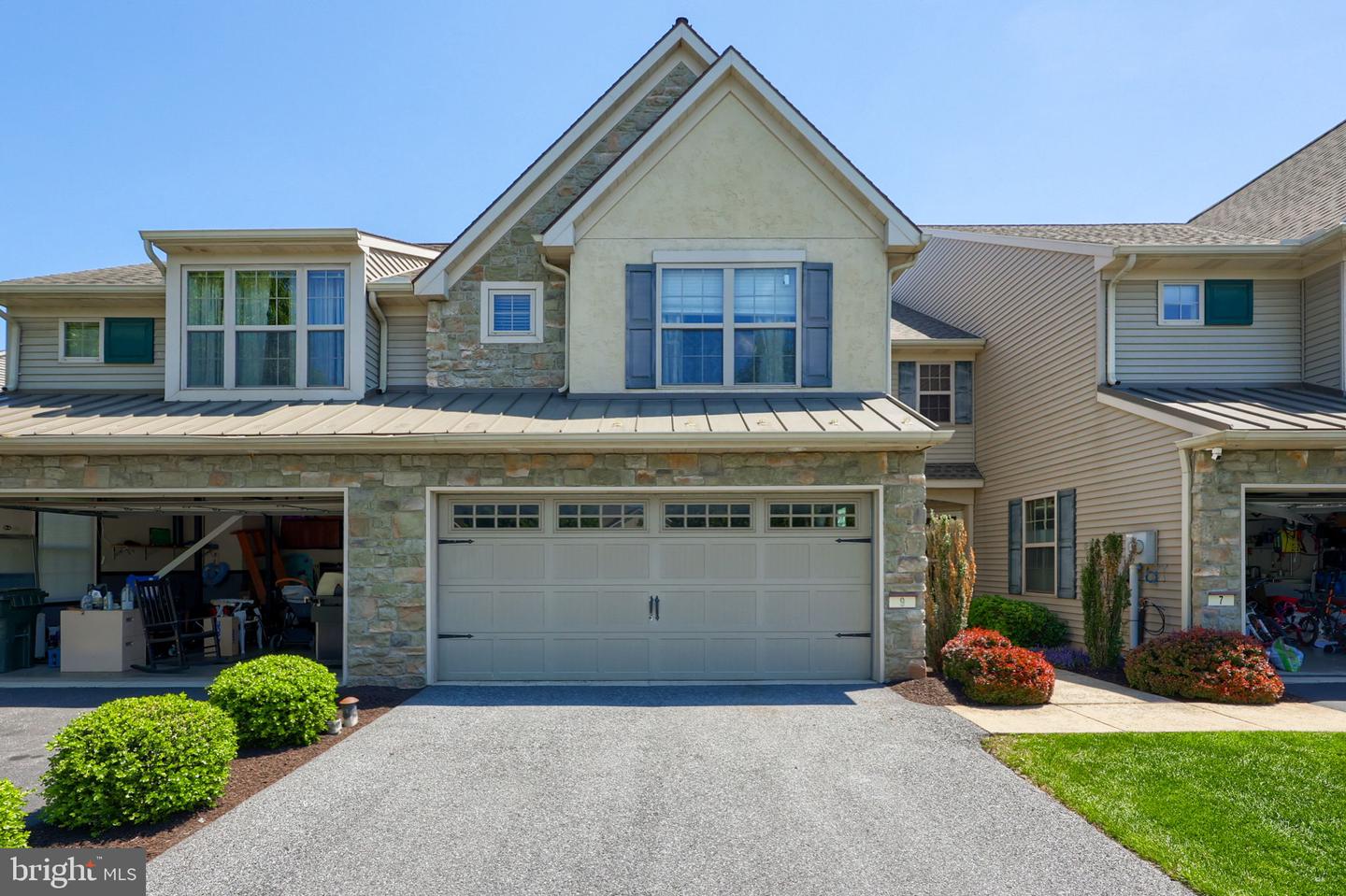 9 Rebecca Drive