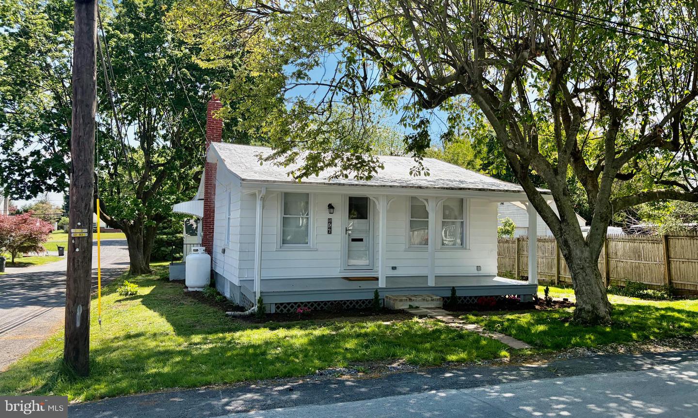 1746 Temple Avenue, Lancaster