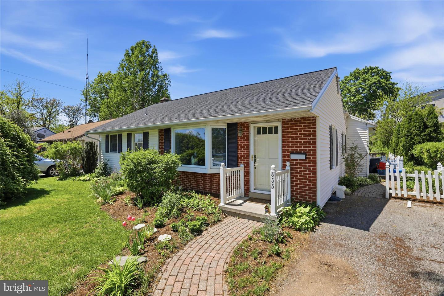 655 N Mount Joy Street, Elizabethtown