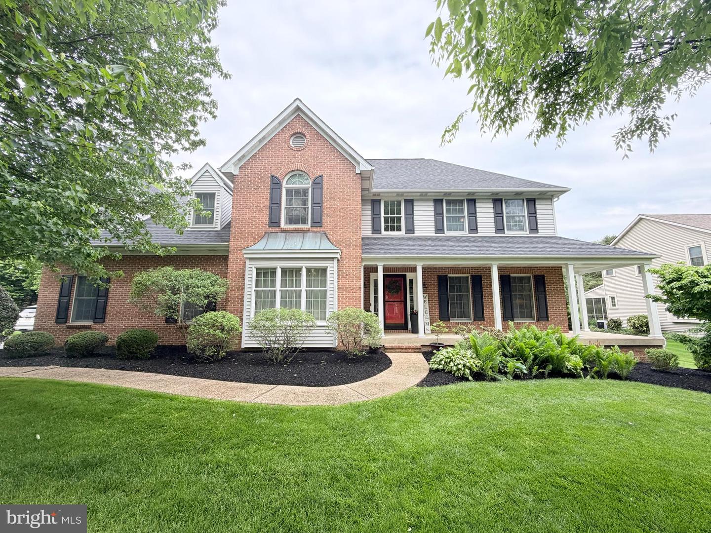 1985 Glendower Drive, Lancaster