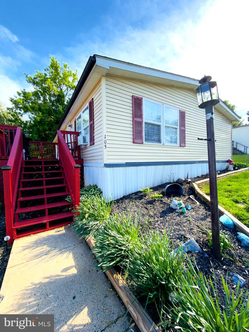 105 Fieldbridge Court