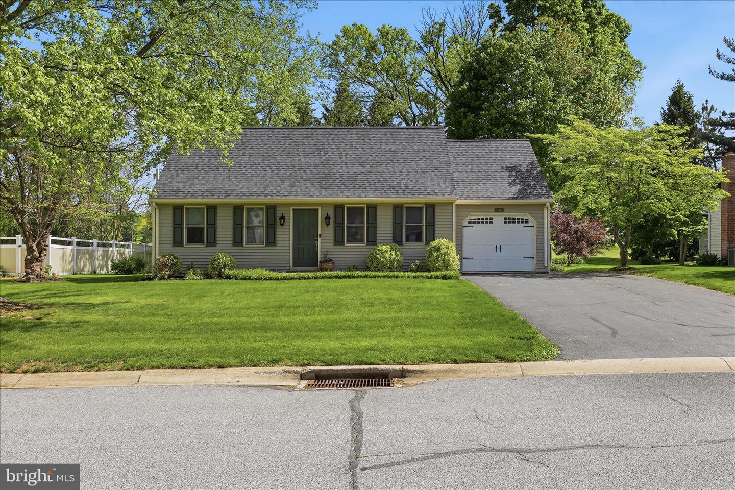 916 Indian Springs Drive, Lancaster