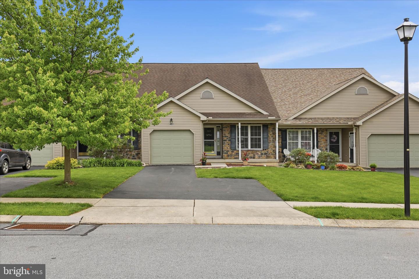 463 Thrush Drive, Manheim