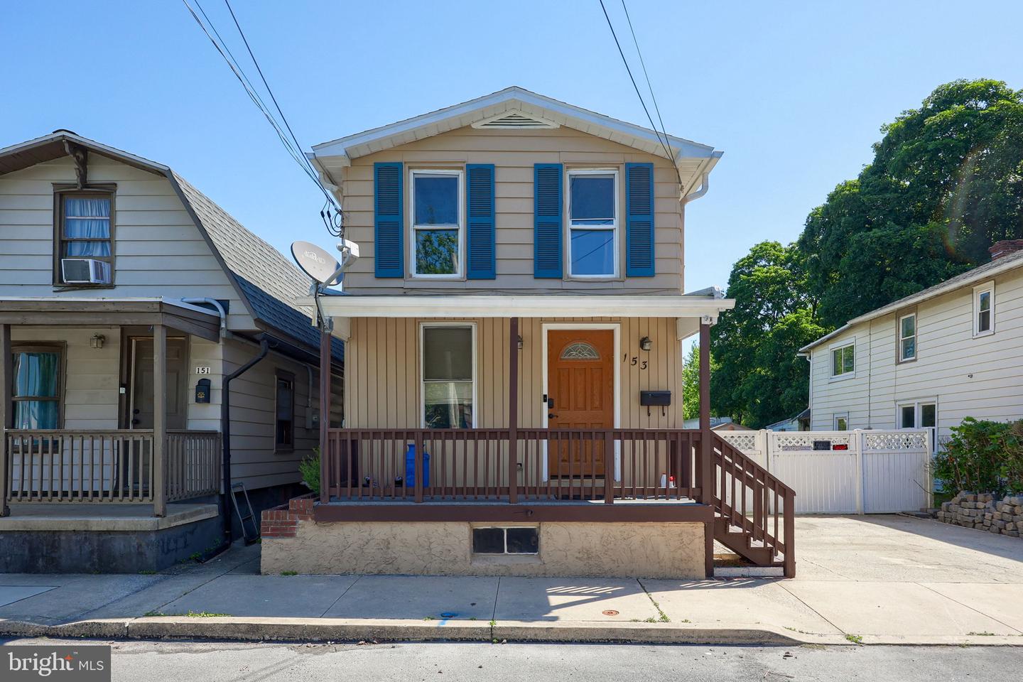 153 S Wolf Street