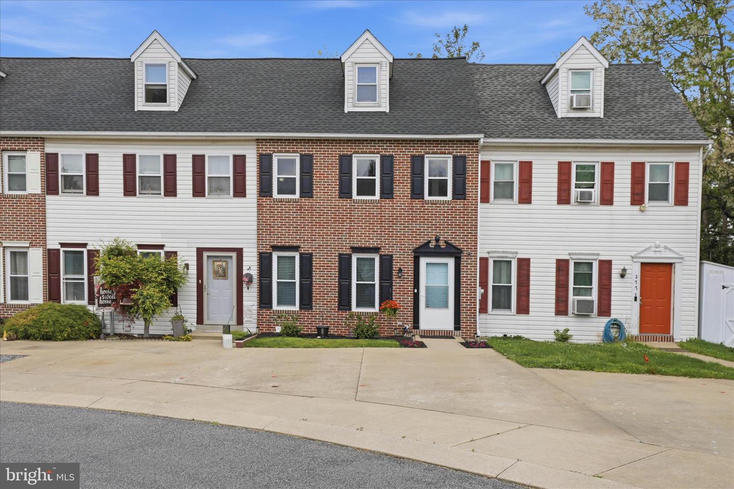 279 Heatherwood Drive, Ephrata