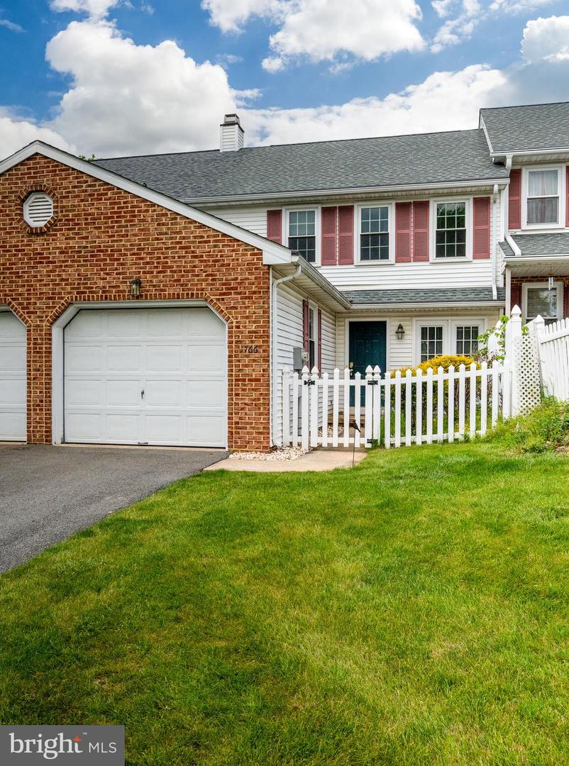 1766 Betz Farm Drive, Lancaster