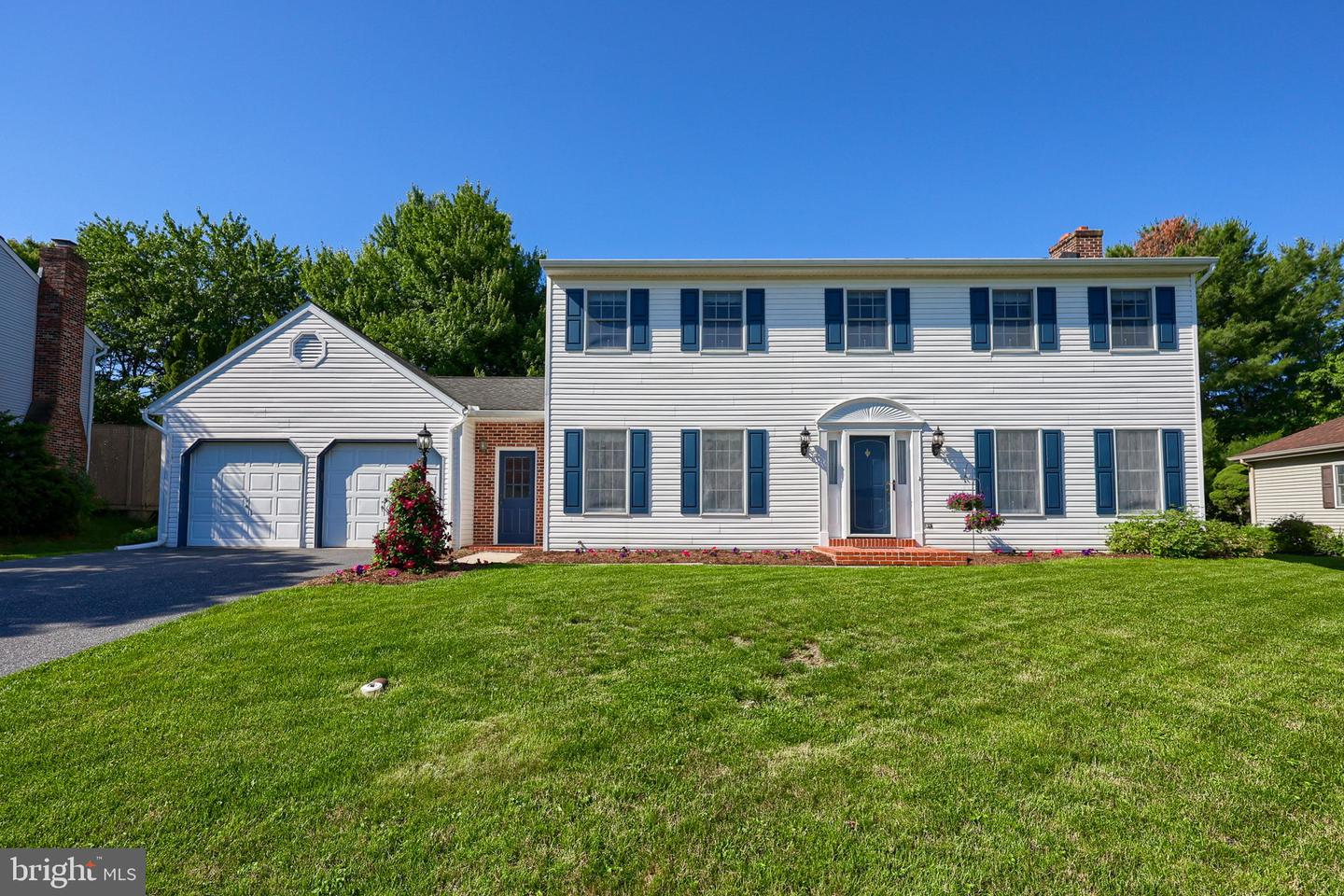 3474 Crystal Lane, Lancaster