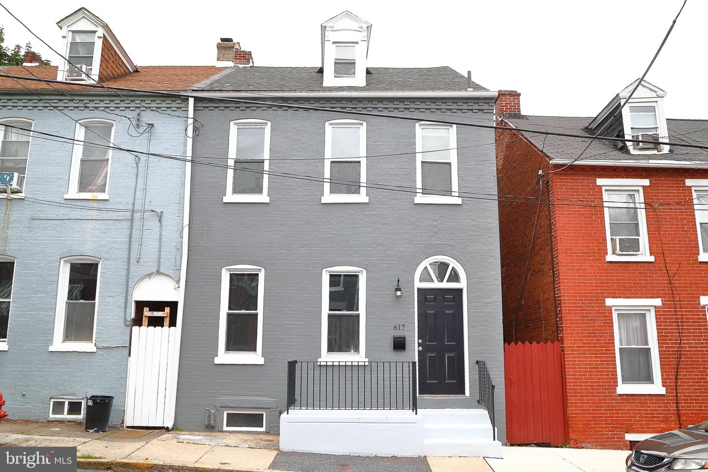 617 Saint Joseph Street, Lancaster