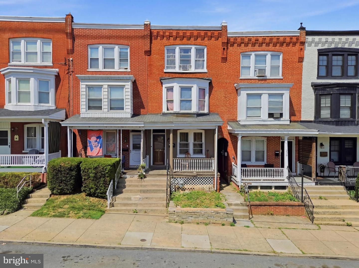 228 N Reservoir Street