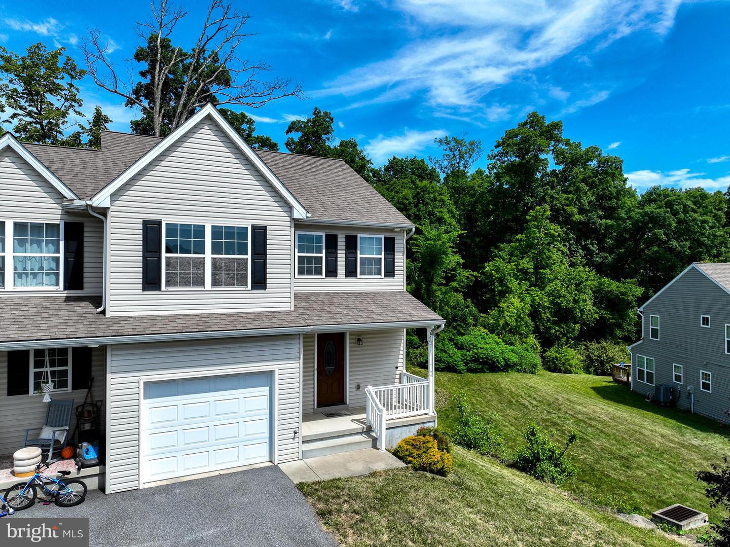271 Wildflower Drive, East Earl