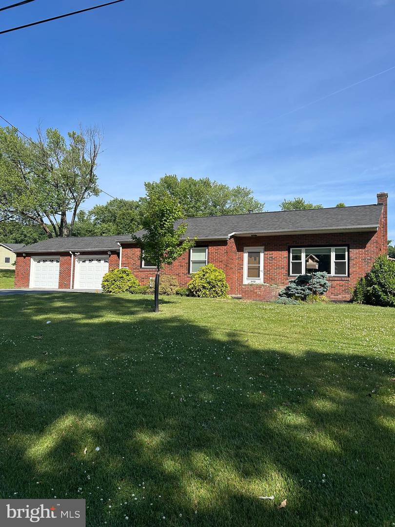 1652 Reading Road
