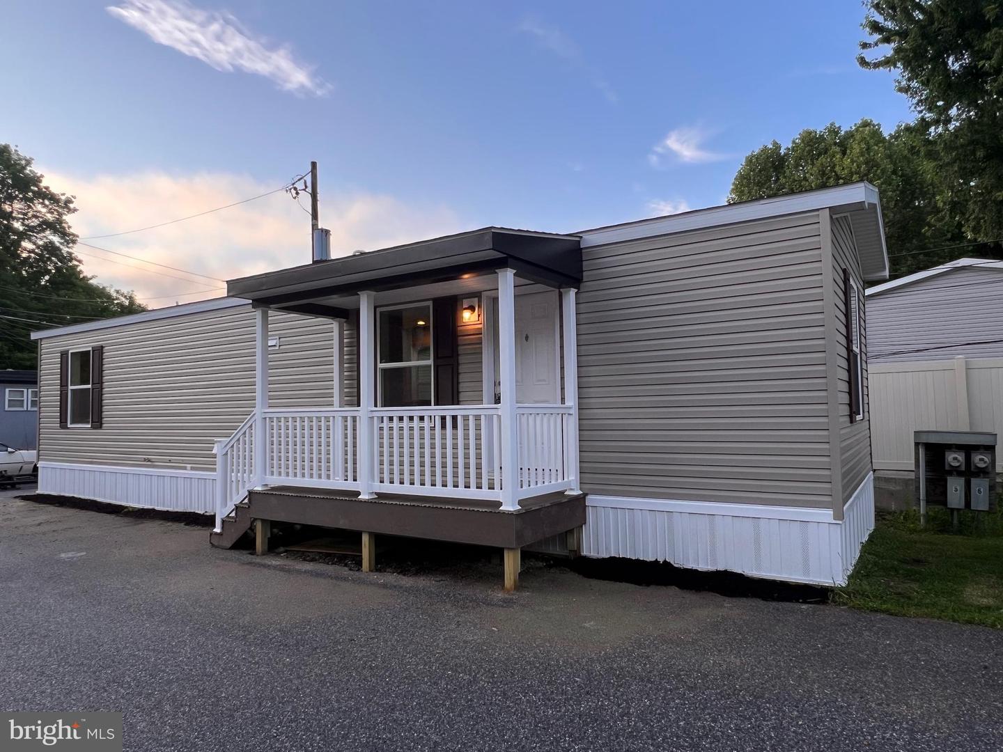1136 Steinmetz Road #7