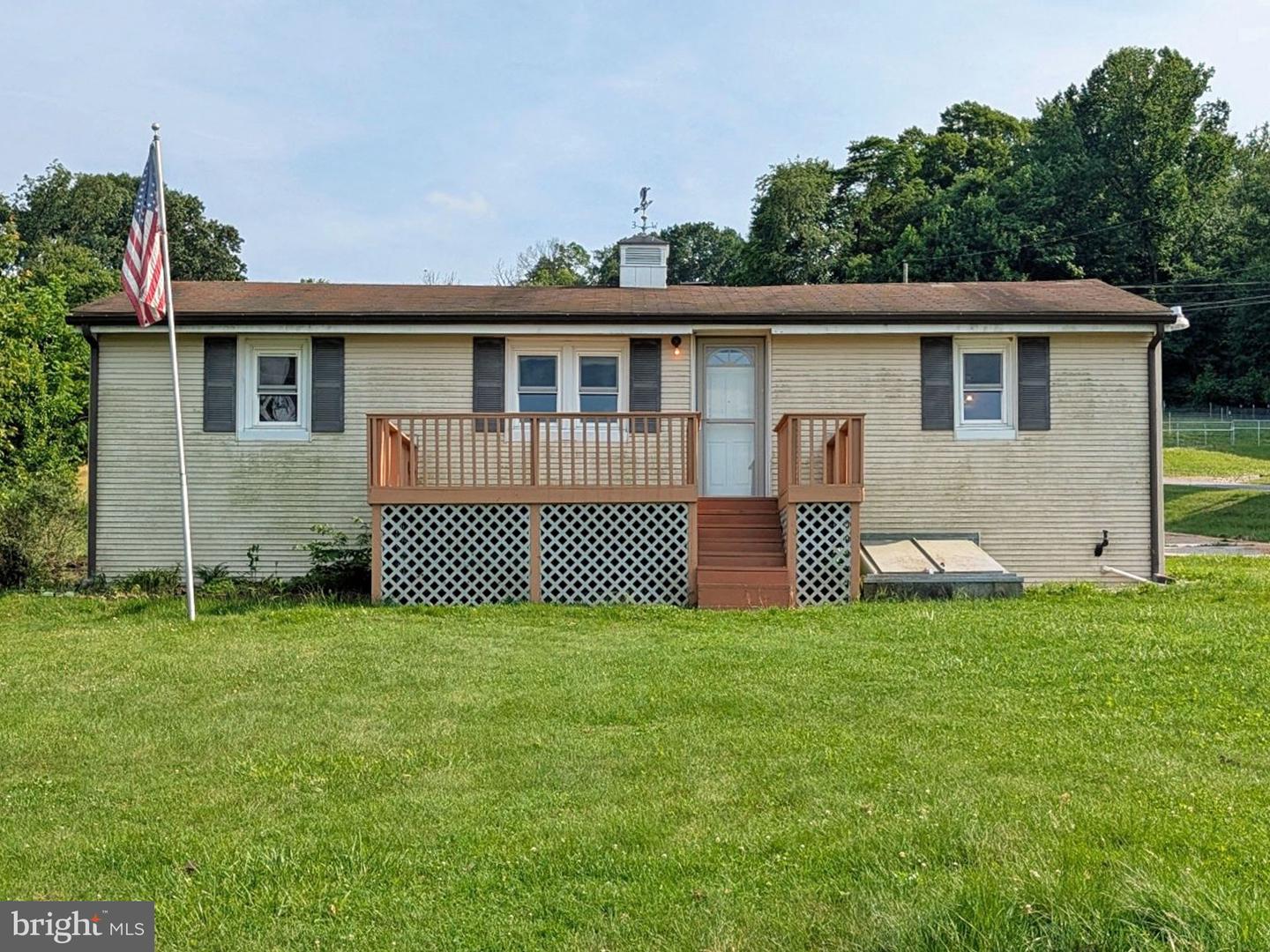 360 Schoolhouse Road