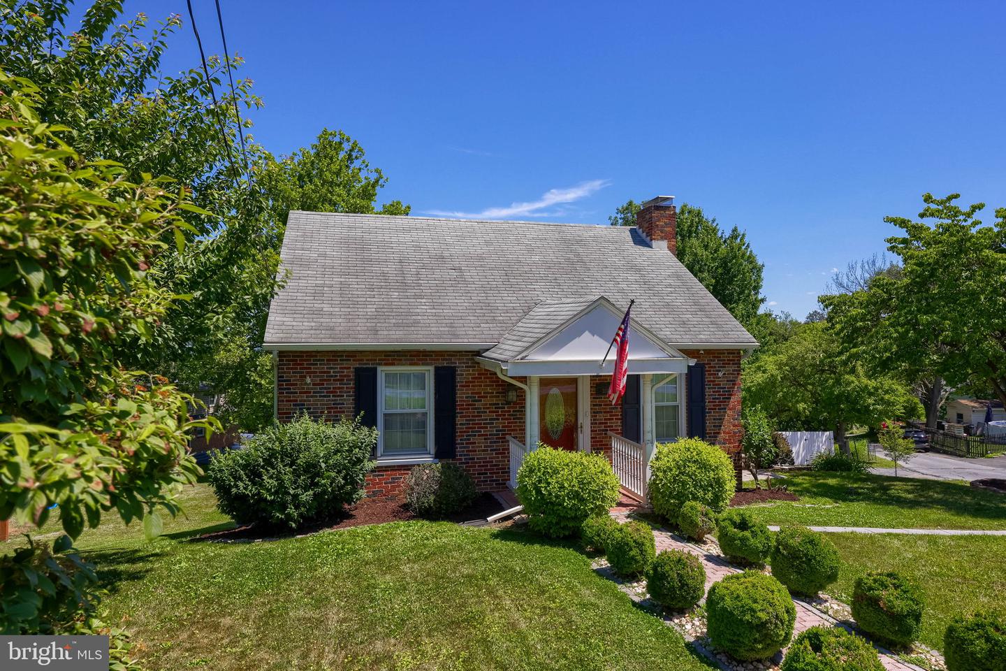 3153 Marietta Avenue