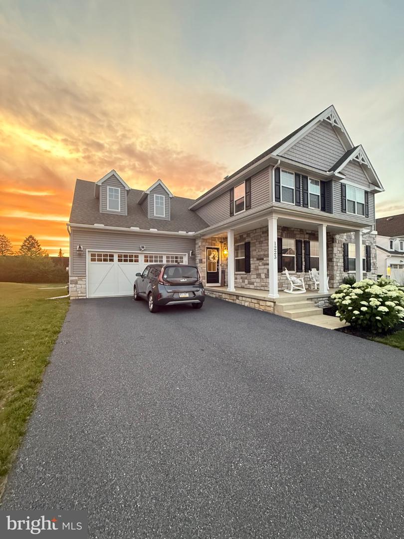 1223 Hershey Ln