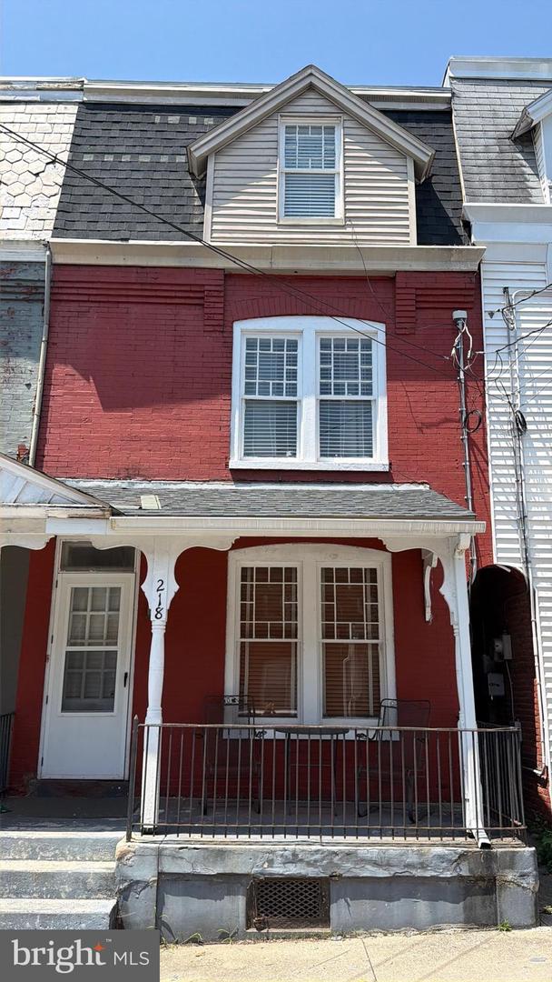 218 N Pine Street