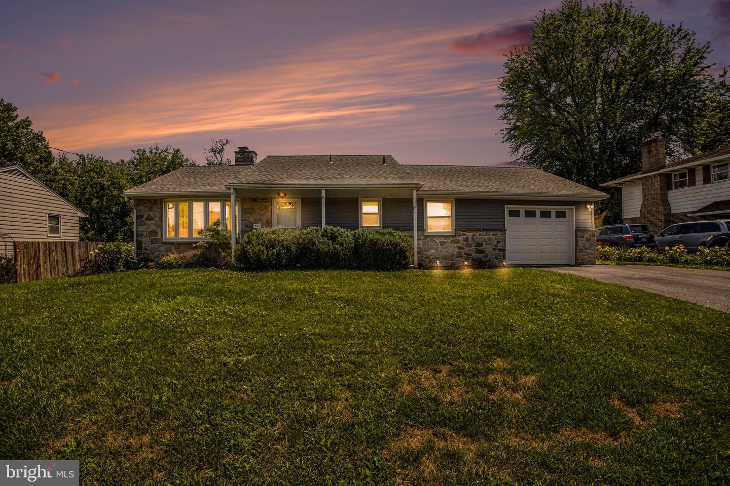 203 Whittier Lane, Lancaster