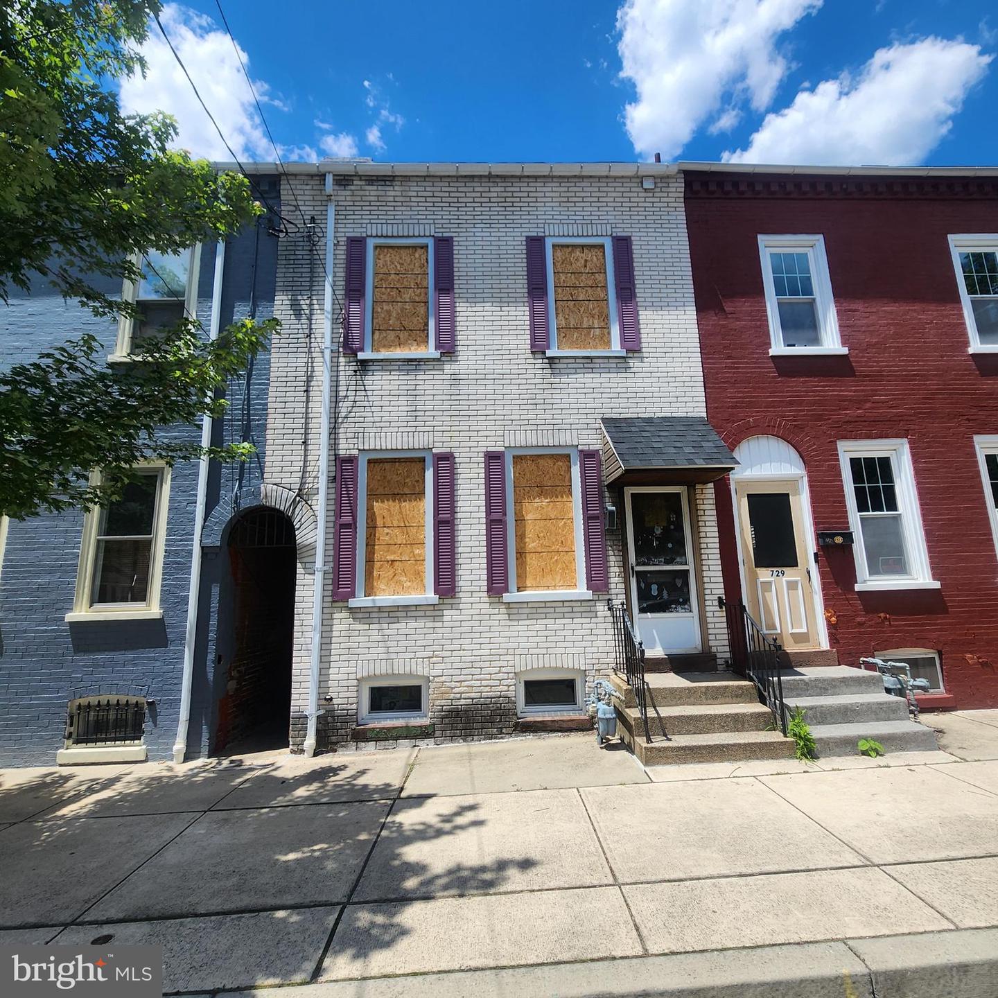 727 Walnut Street