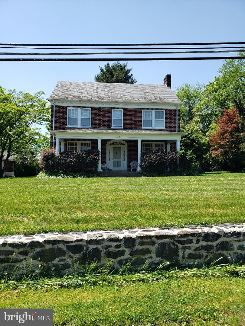 2 Hoover Road, Lancaster