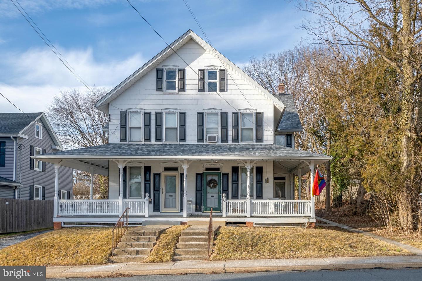 17 W Cottage Avenue