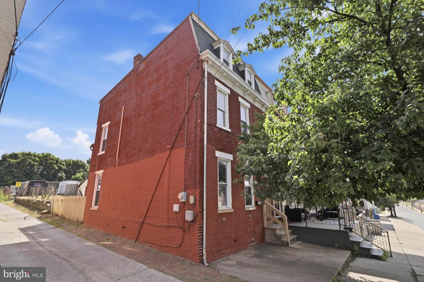 523 N 2nd Street