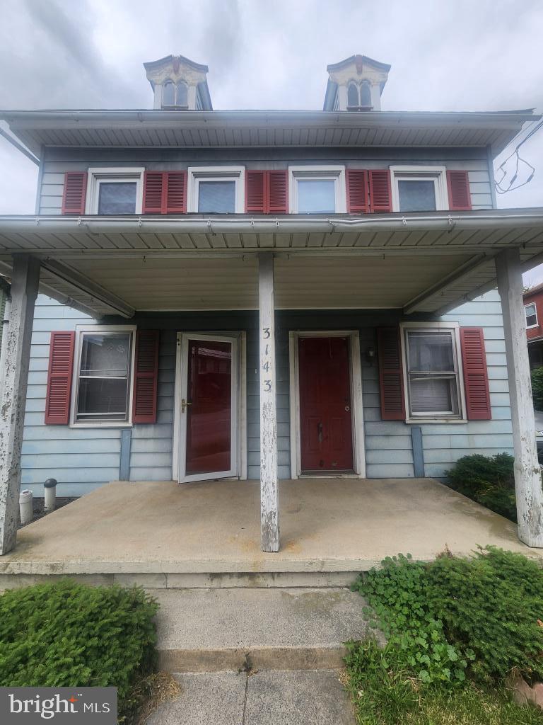 3143 Lincoln Hwy E