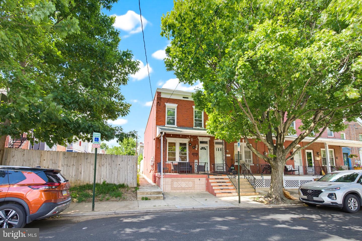 413 Hamilton Street