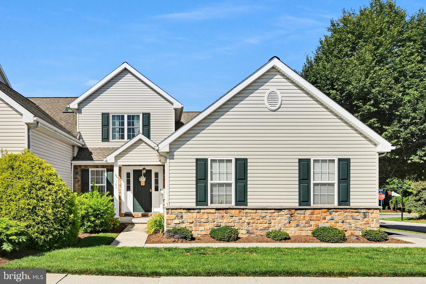 1585 Hickory Run Court