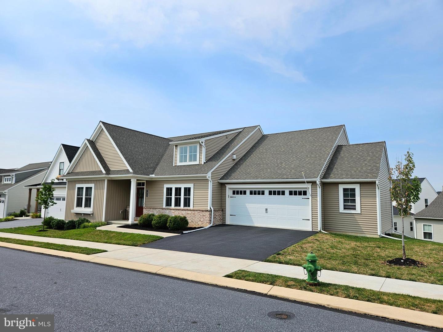 1855 Emerald Way, Mount Joy