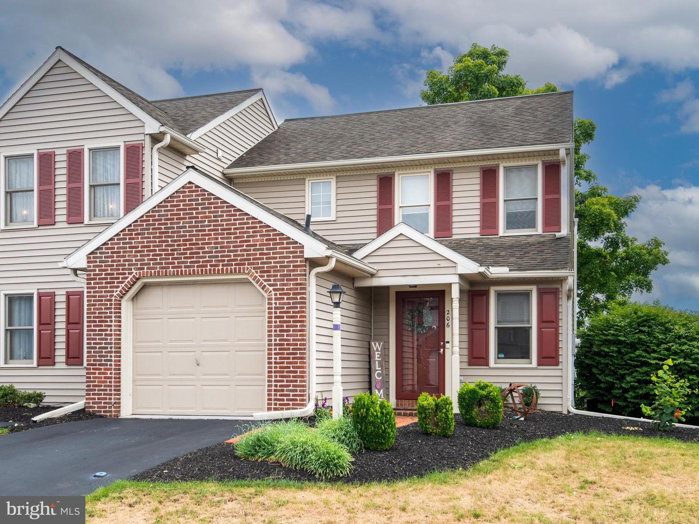 206 Sand Court