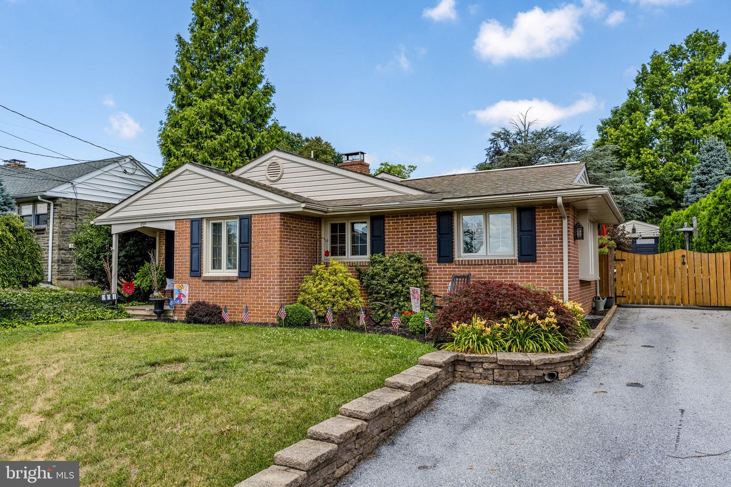 201 Hillcrest Road