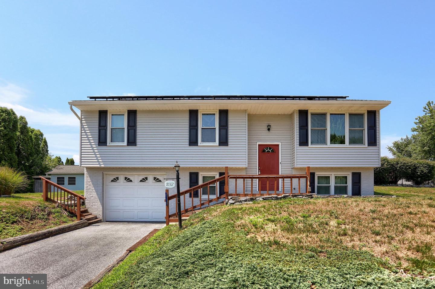 237 Buttonwood Drive