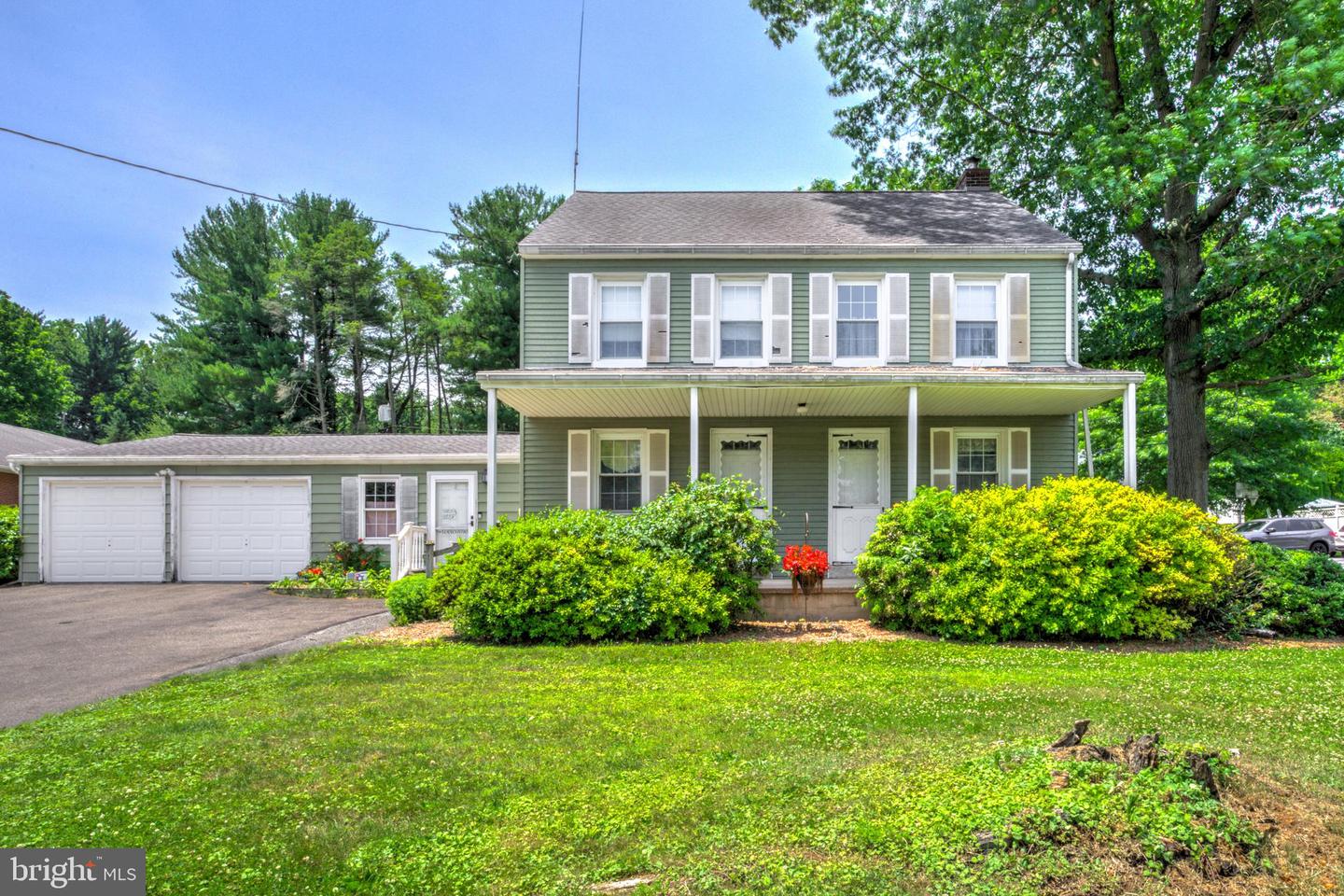 162 School House Road