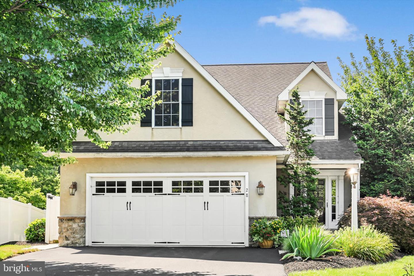 28 Greystone Circle