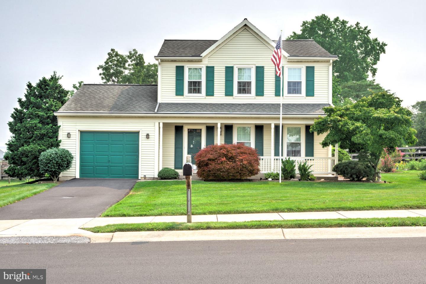 205 Walnut Lane