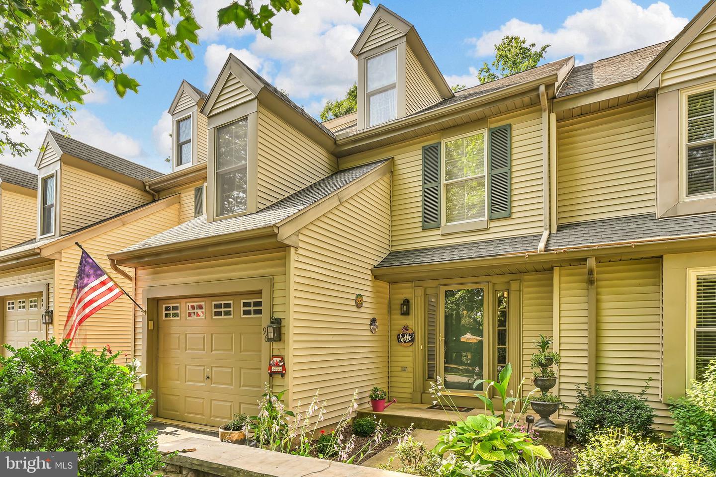 96 Hawk Valley Lane