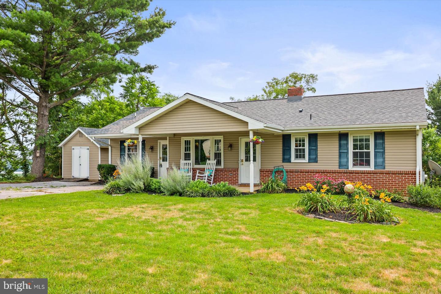 1562 Ridge Road