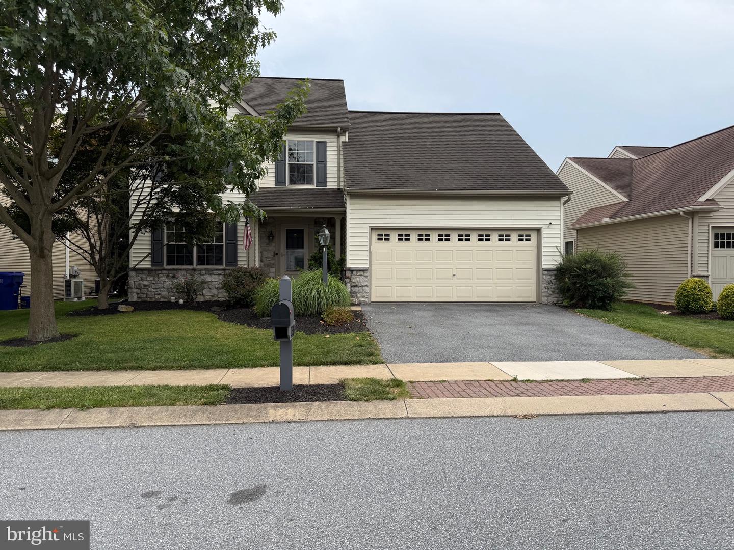 1314 Heatherwood Drive, Mount Joy