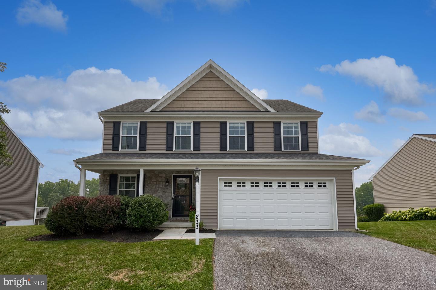 233 Loghes Drive, Manheim