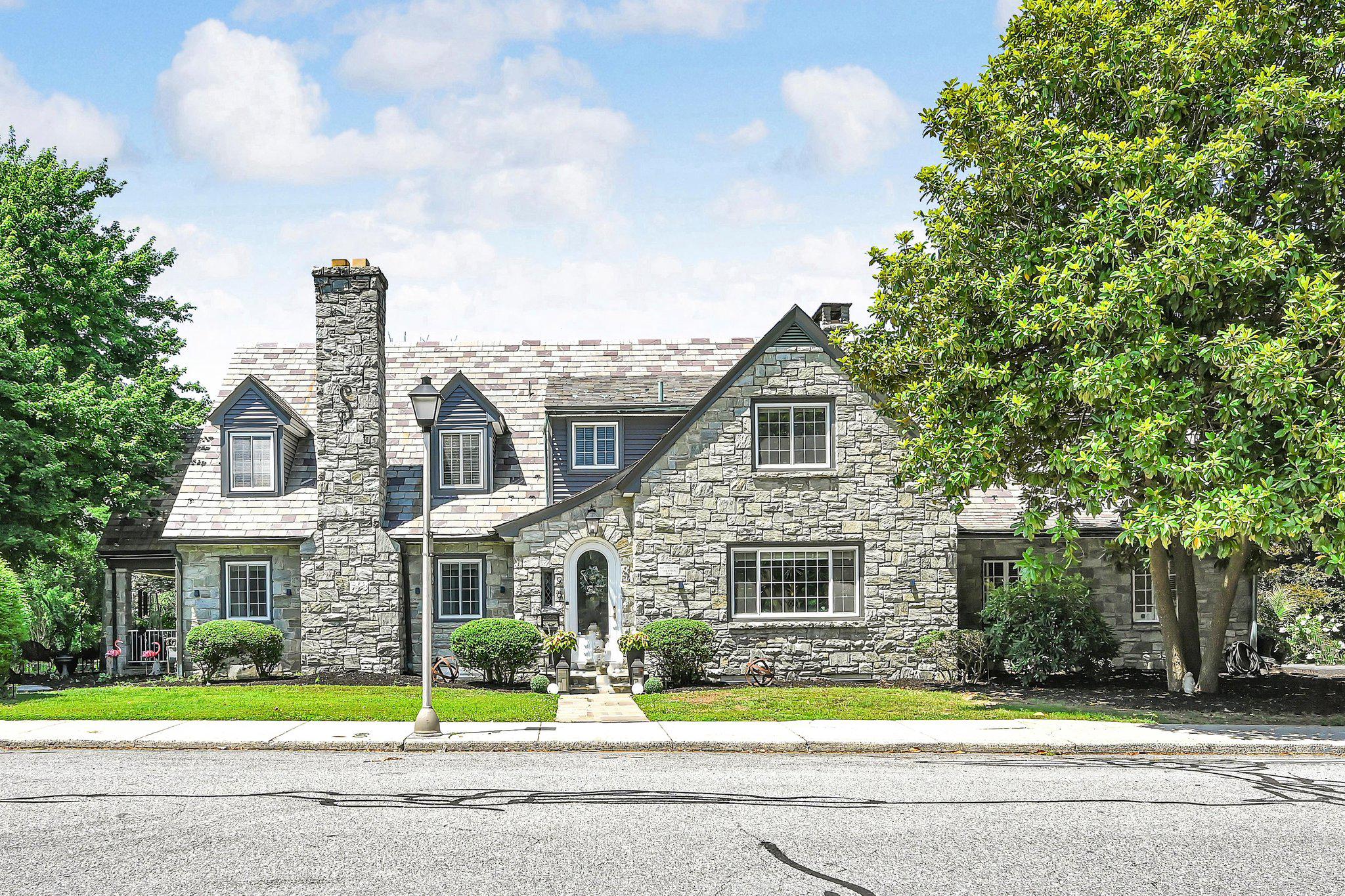 98 Highland Avenue