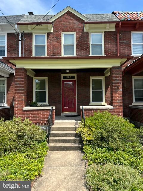 229 S West End Avenue
