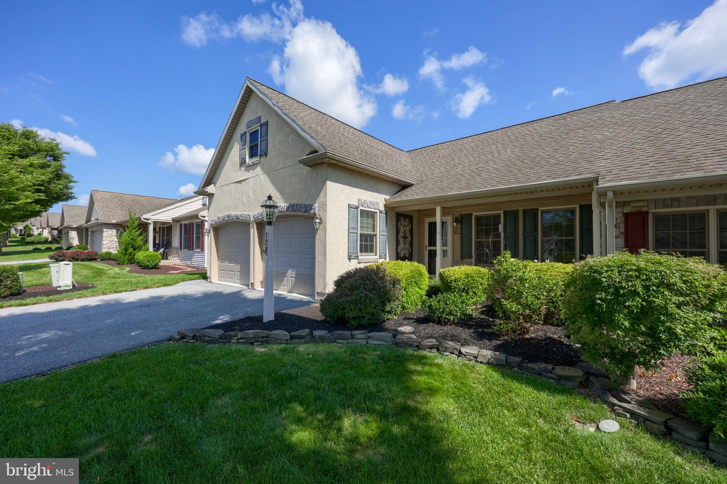 728 Heather Ridge