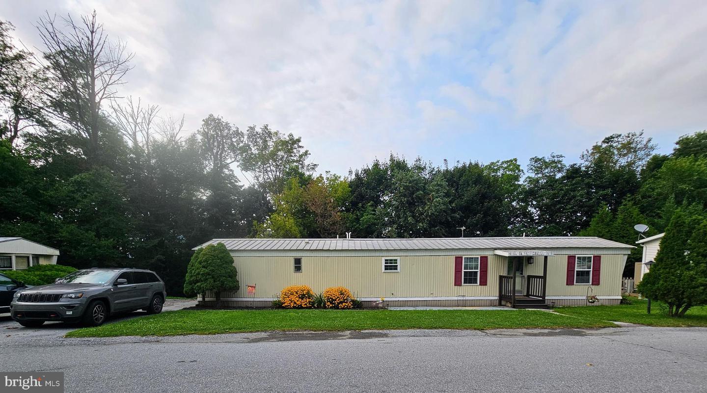 709 Primrose Lane
